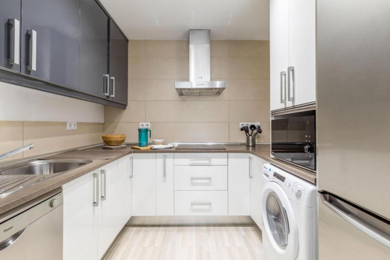 Spacious Flat Puerta Del Sol Madrid Buitenkant foto